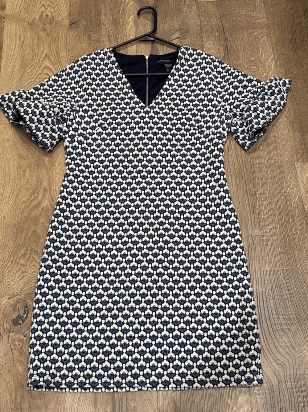 Maggy London short sleeve dress  (6)will fit 8